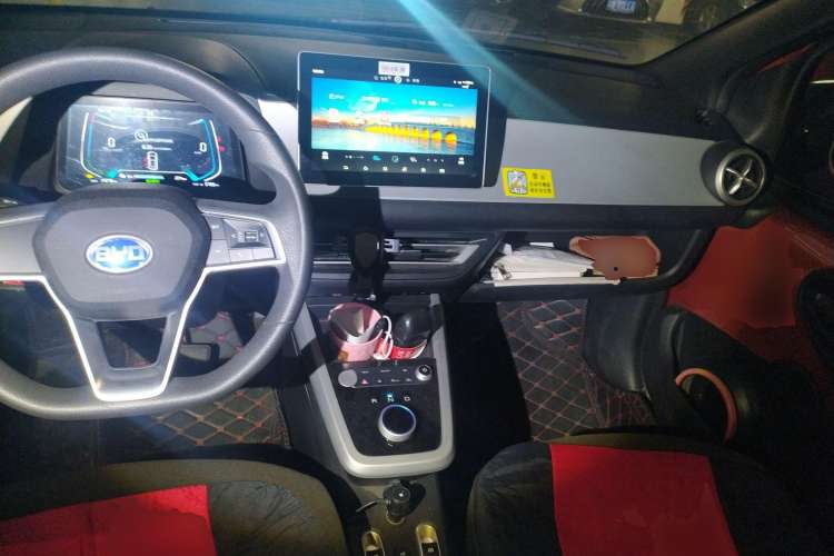 Used BYD e1 2019 YAO Edition Center Console