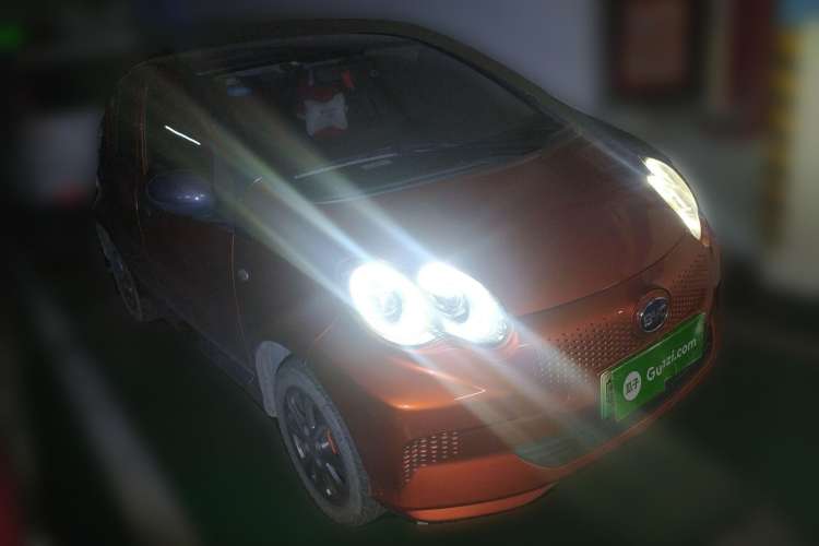 Used BYD e1 2019 YAO Edition Front Right 45 Deg