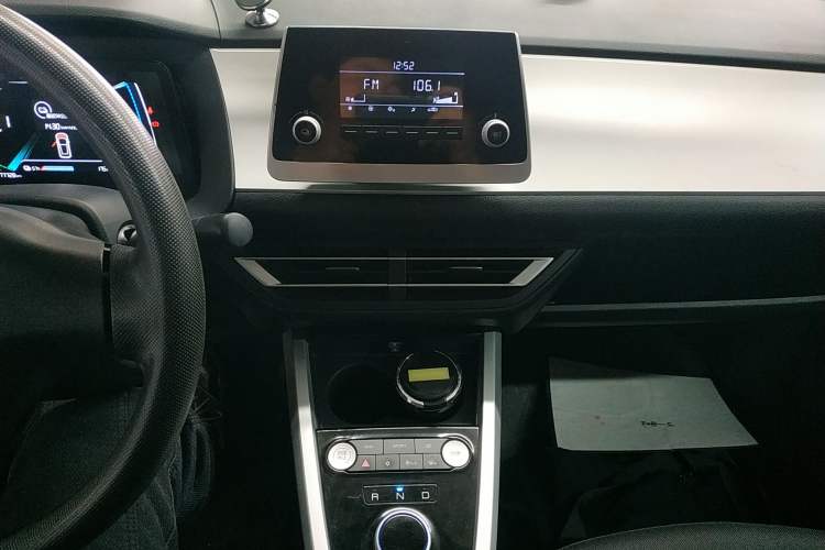 Used BYD e1 2019 Edition Yue Audio And AC Panel