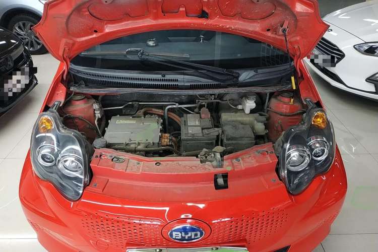 Used BYD e1 2019 Edition Yue Engine Bay