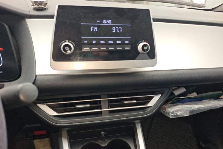 Used BYD e1 2019 Edition Yue Audio And AC Panel