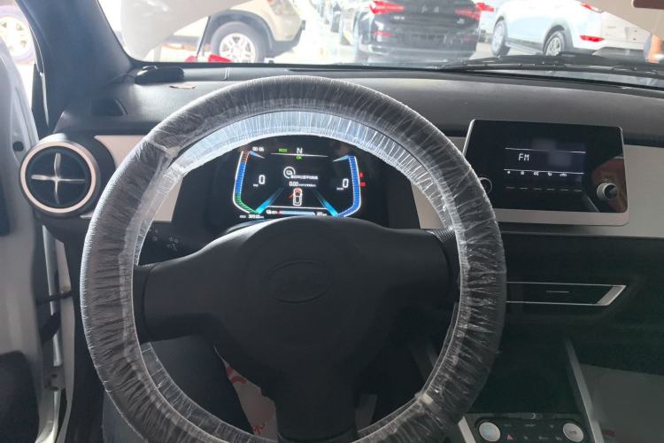 Used BYD e1 2019 Edition Yue Center Console