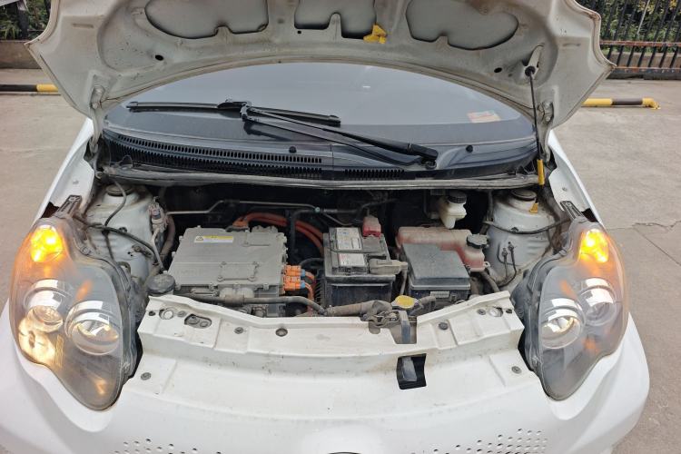 Used BYD e1 2019 Edition Yue Engine Bay