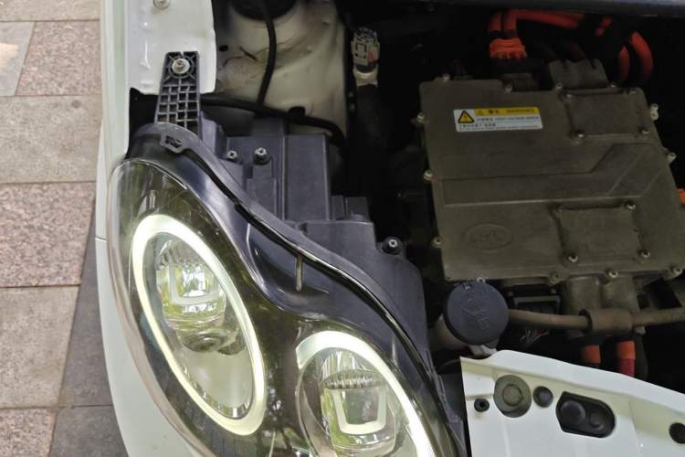 Used BYD e1 2019 YAO Edition Engine Bay Right