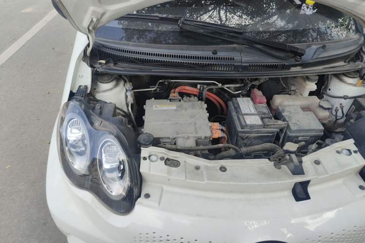 Used BYD e1 2019 Smart Edition Engine Bay Right