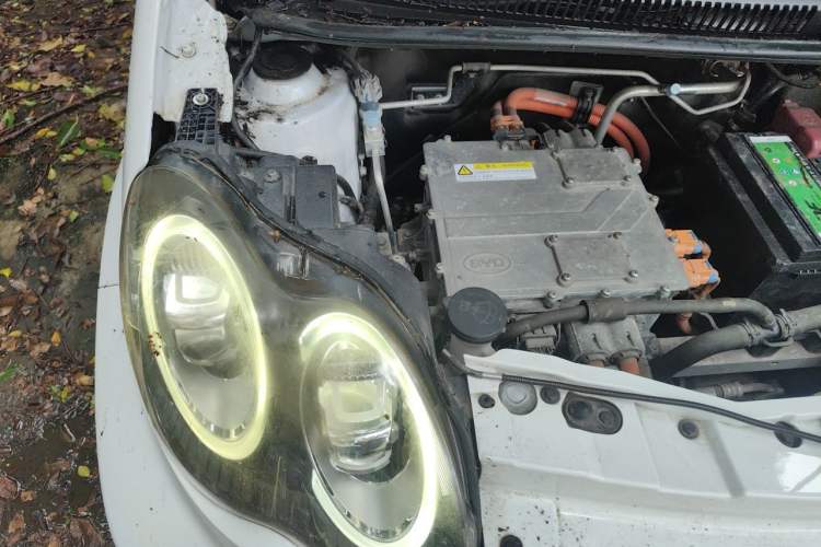 Used BYD e1 2019 Smart Edition Engine Bay Right