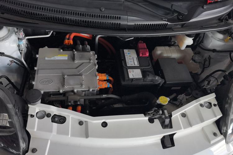 Used BYD e1 2019 Edition Yue Engine Bay