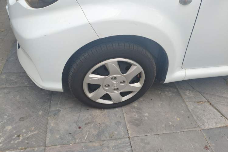 Used BYD e1 2019 Edition Yue Exterior 3