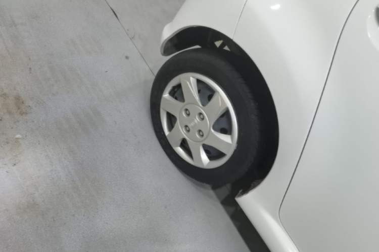 Used BYD e1 2019 Edition Yue Exterior 5