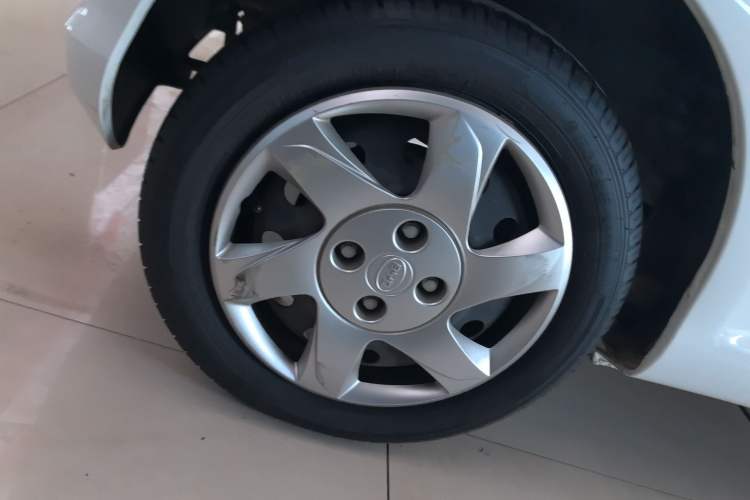 Used BYD e1 2019 Edition Yue Exterior 5
