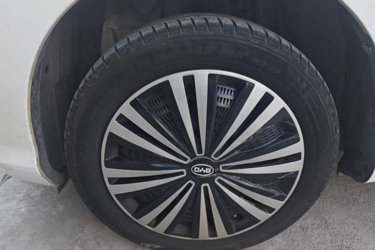 Used BYD e1 2019 Edition Yue Exterior 7