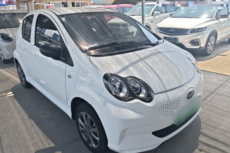 Used BYD e1 2019 YAO Edition Front Right 45 Deg