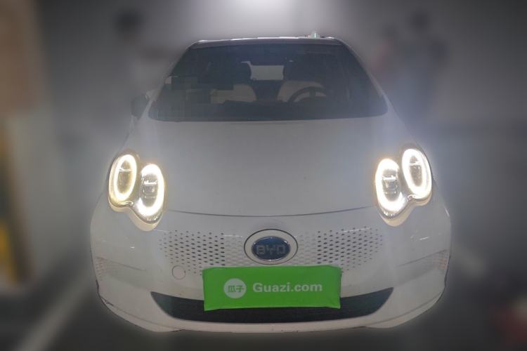 Used BYD e1 2019 Smart Edition Front