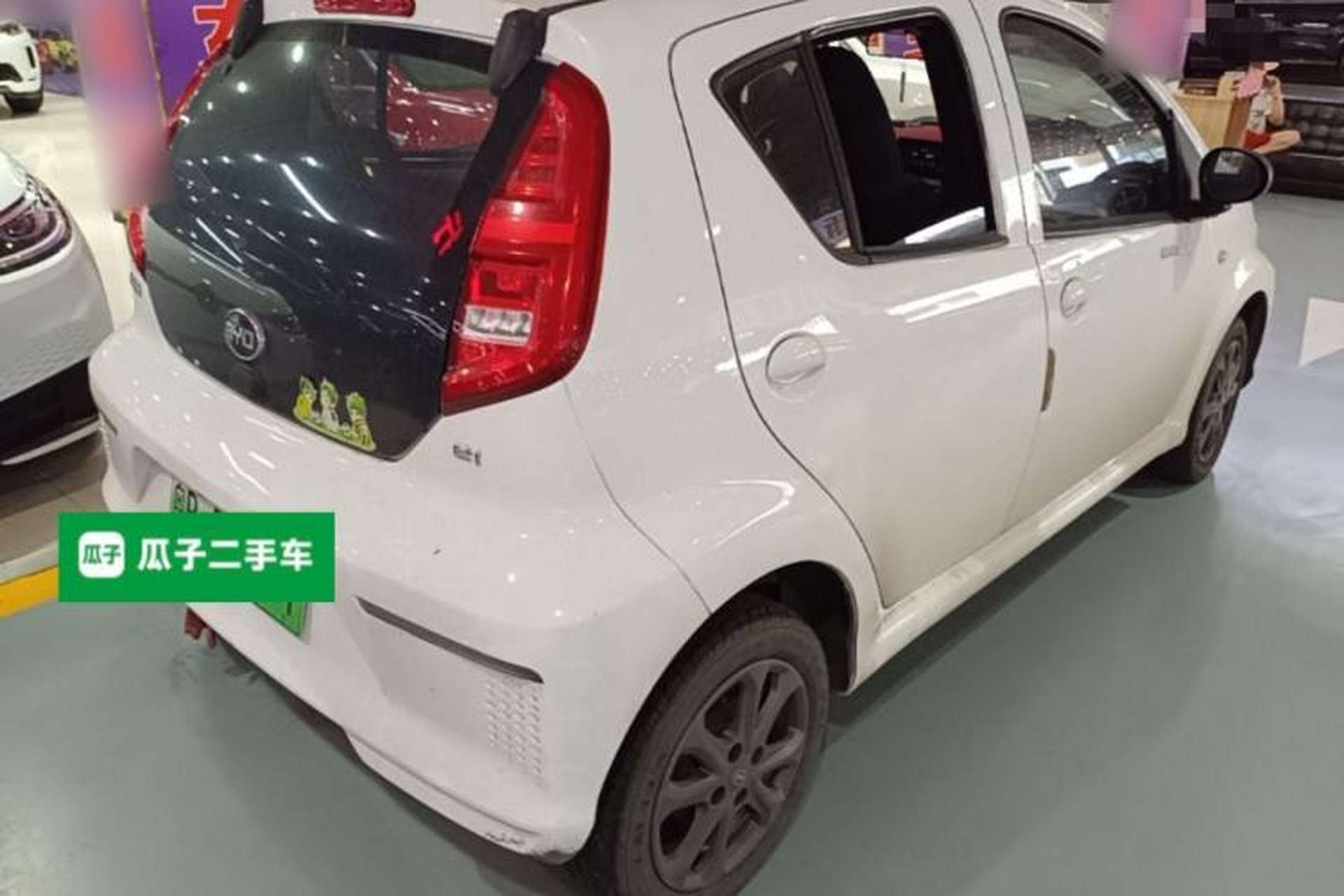 Used BYD e1 2019 Smart Edition Rear Right 45 Deg