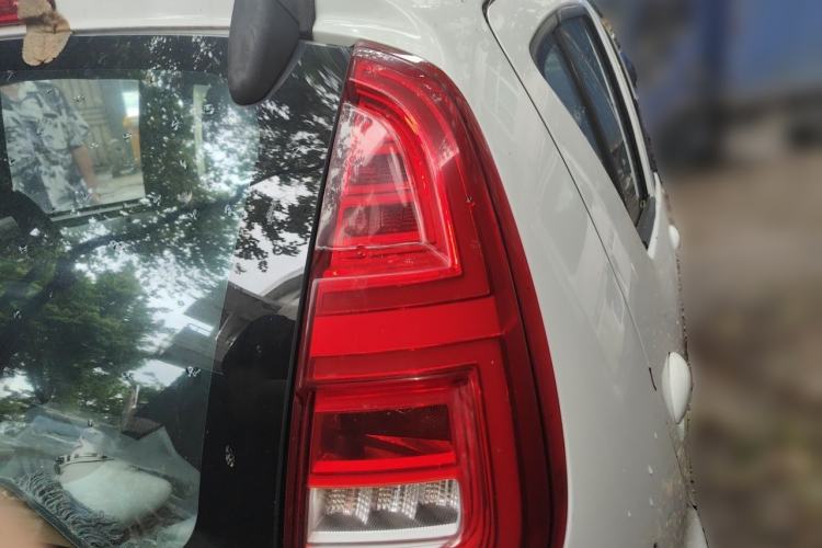 Used BYD e1 2019 Smart Edition Rear Right 45 Deg