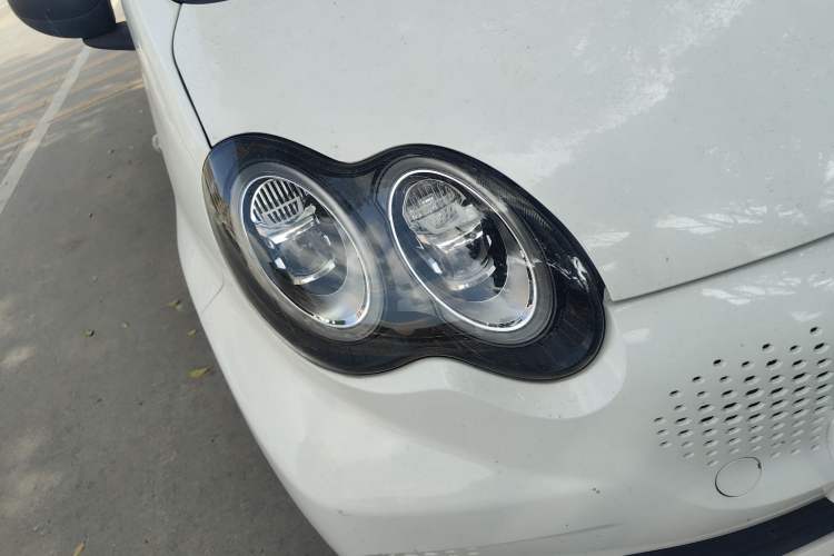 Used BYD e1 2019 Smart Edition Right Front Headlight