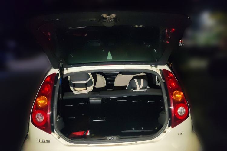 Used BYD e1 2019 Edition Yue Trunk