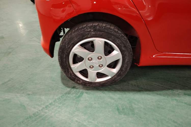 Used BYD e1 2020 Smart Comfort Version Right Rear Wheel Hub