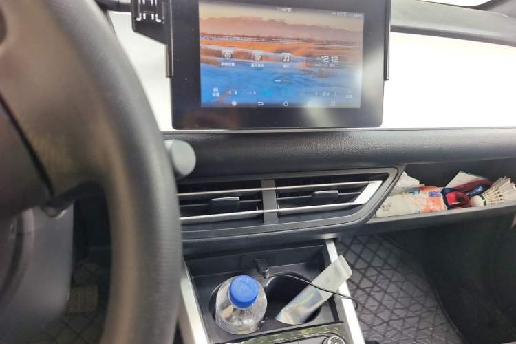 Used BYD e1 2020 Smart Comfort Version Audio And AC Panel