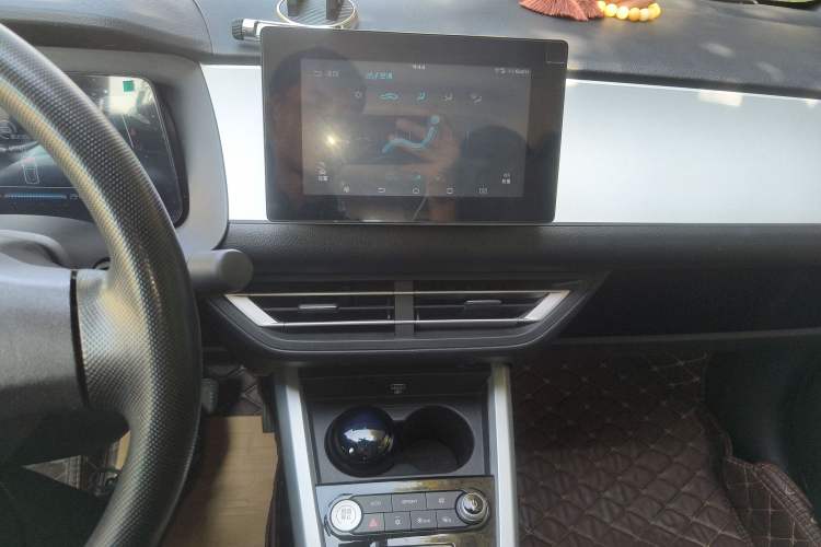 Used BYD e1 2020 Smart Comfort Version Audio And AC Panel