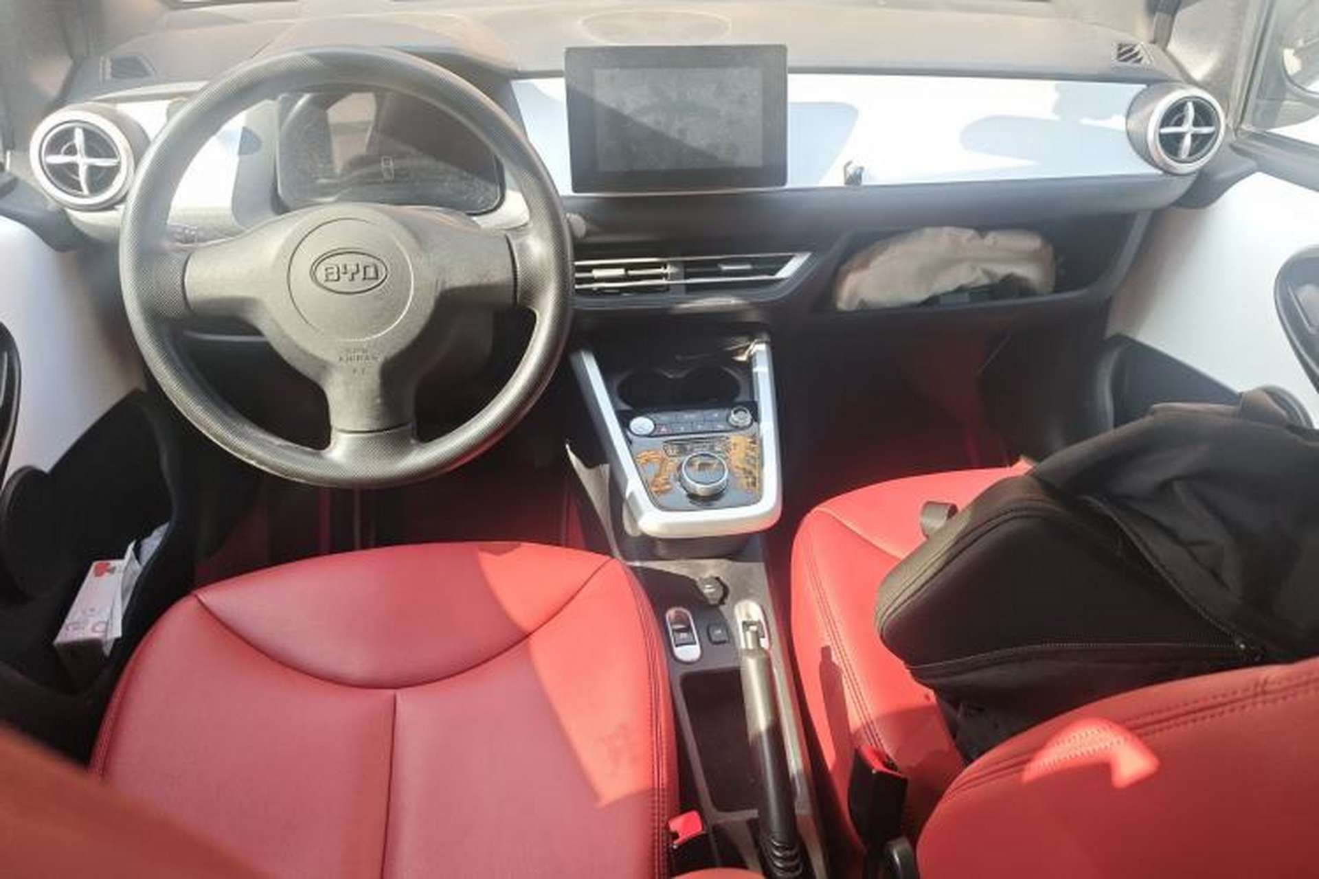 Used BYD e1 2020 Smart Comfort Version Center Console