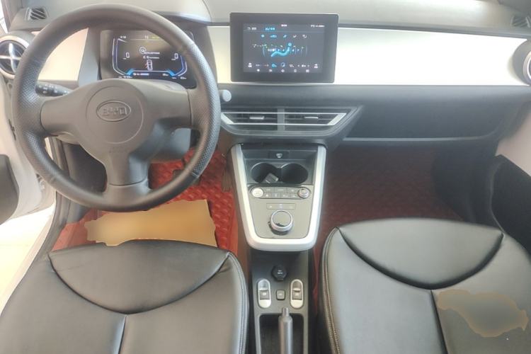 Used BYD e1 2020 Smart Comfort Version Center Console