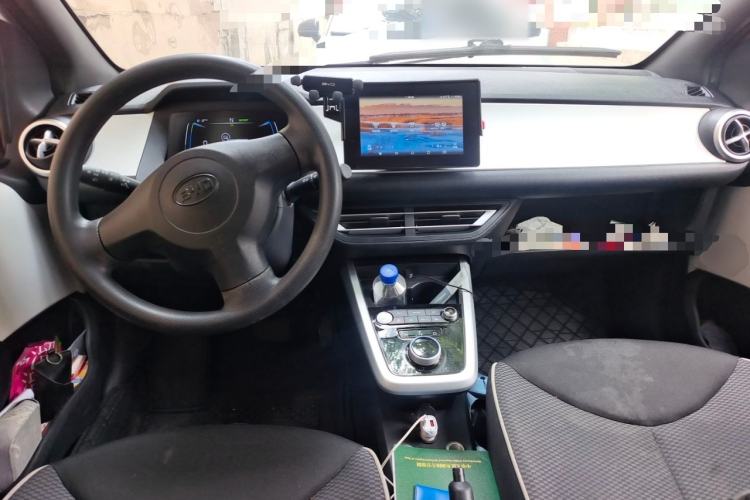 Used BYD e1 2020 Smart Comfort Version Center Console