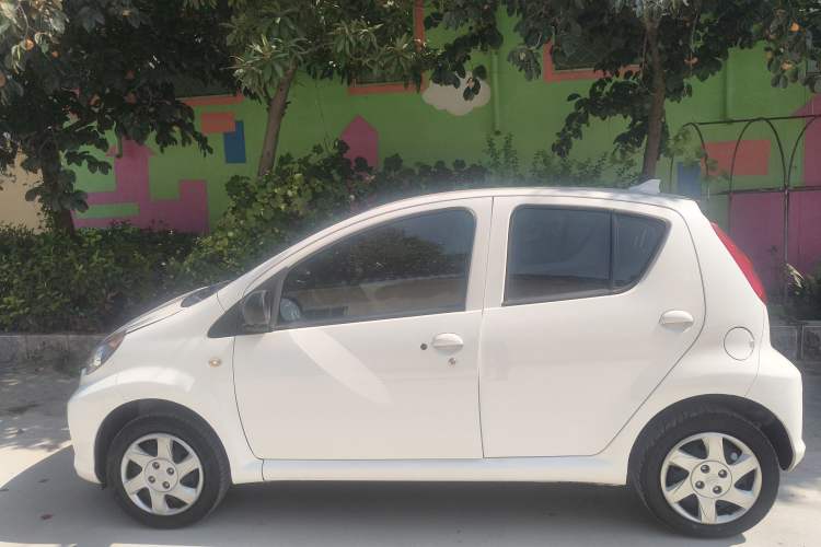 Used BYD e1 2020 Smart Comfort Version Exterior 3