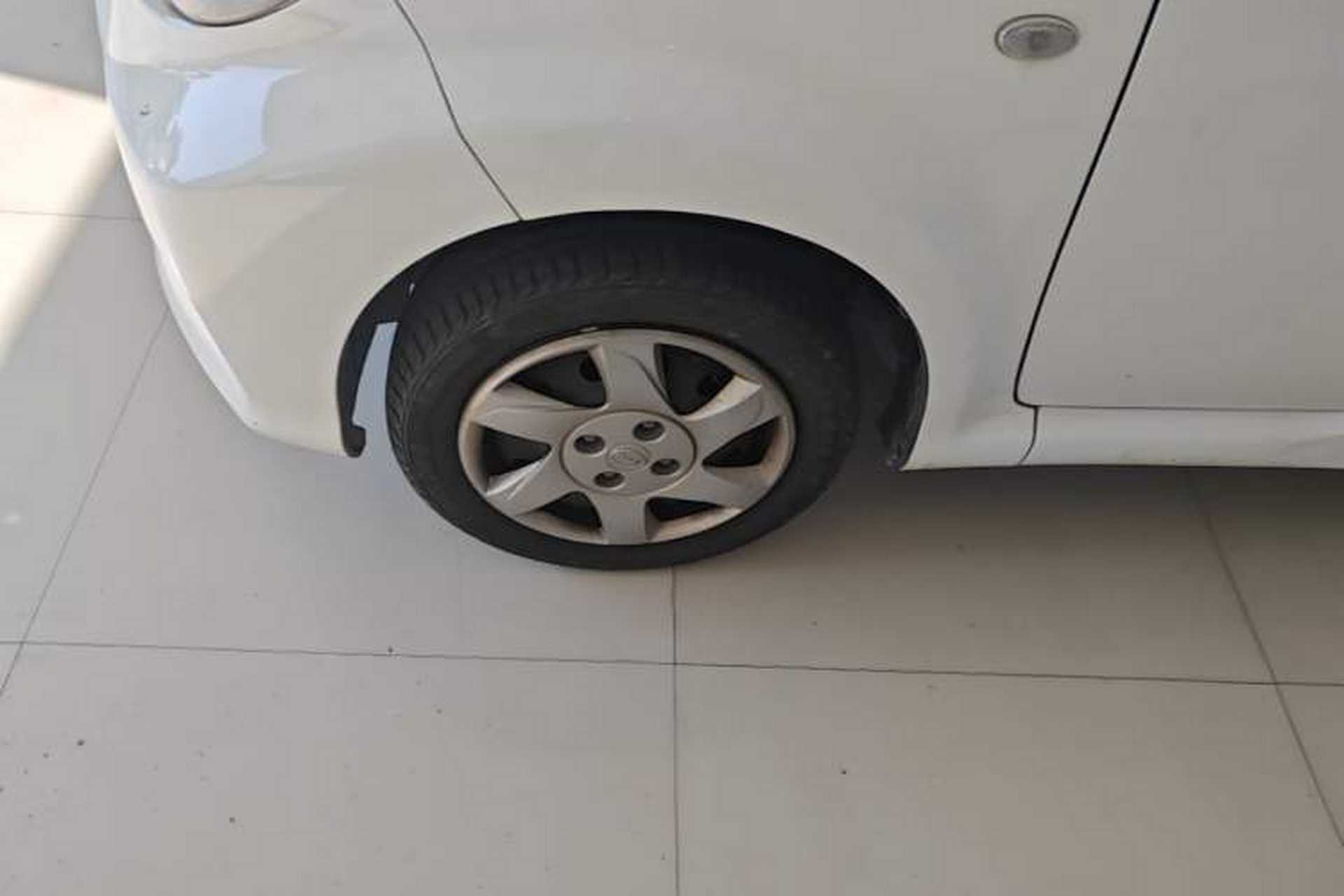 Used BYD e1 2020 Smart Comfort Version Exterior 4