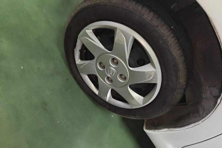 Used BYD e1 2020 Smart Comfort Version Exterior 5
