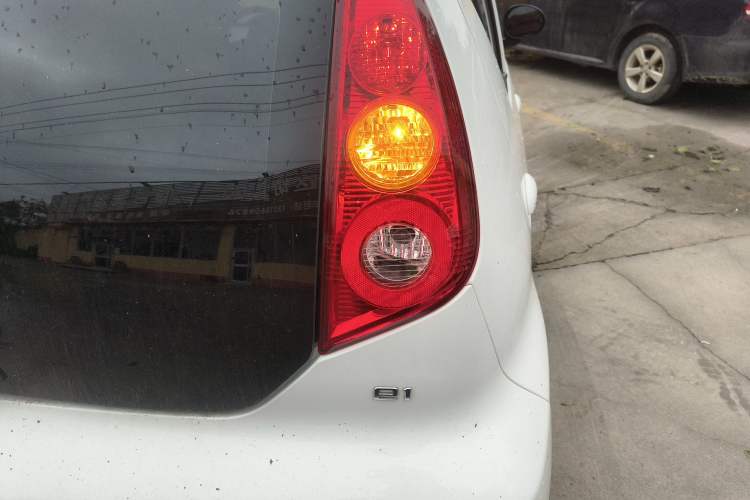 Used BYD e1 2020 Smart Comfort Version Exterior 6