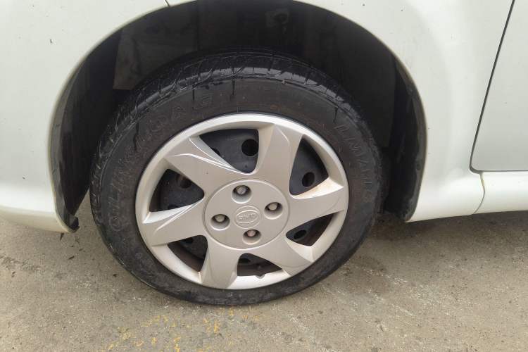 Used BYD e1 2020 Smart Comfort Version Exterior 7