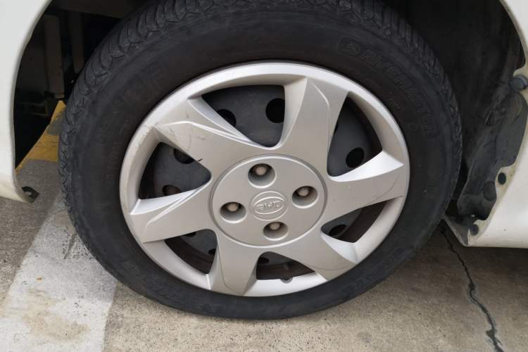 Used BYD e1 2020 Smart Comfort Version Exterior 7