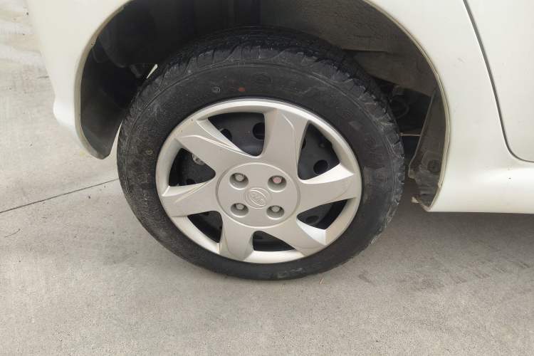 Used BYD e1 2020 Smart Comfort Version Exterior 8