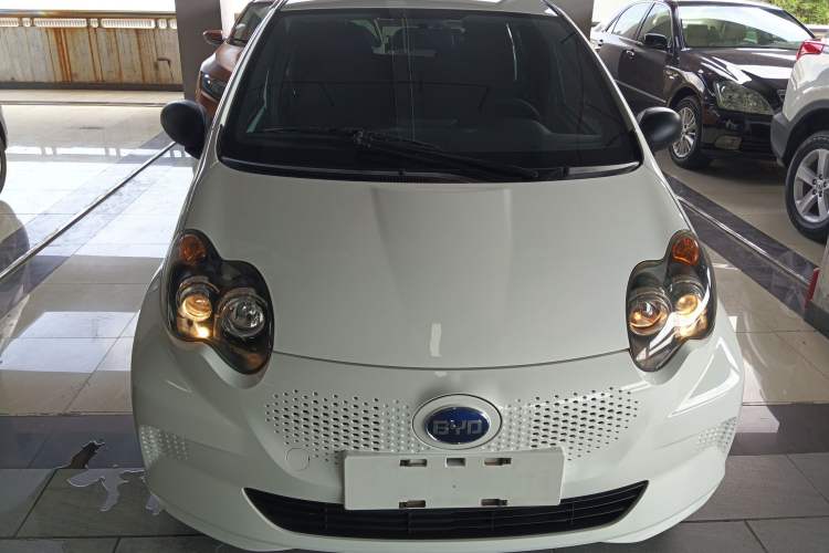 Used BYD e1 2020 Smart Comfort Version Front