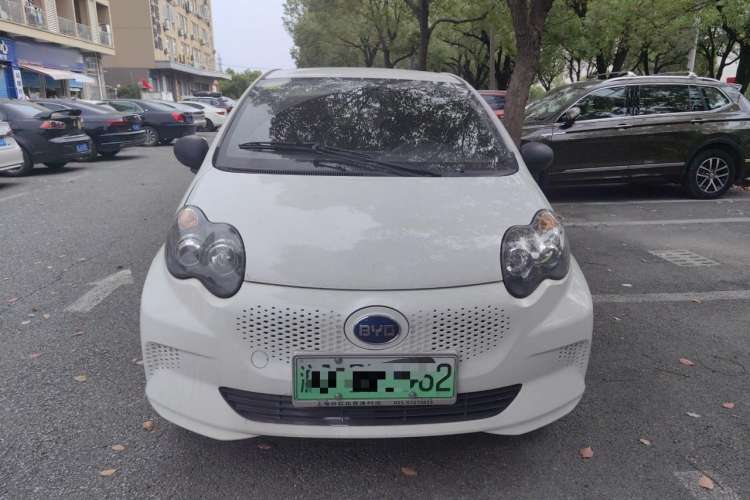 Used BYD e1 2020 Smart Comfort Version Front