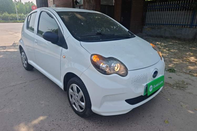 Used BYD e1 2020 Smart Comfort Version Front Right 45 Deg