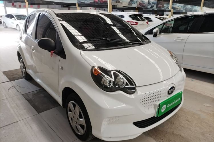 Used BYD e1 2020 Smart Comfort Version Front Right 45 Deg