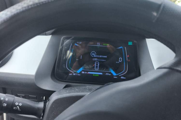 Used BYD e1 2020 Smart Comfort Version Instrument Cluster