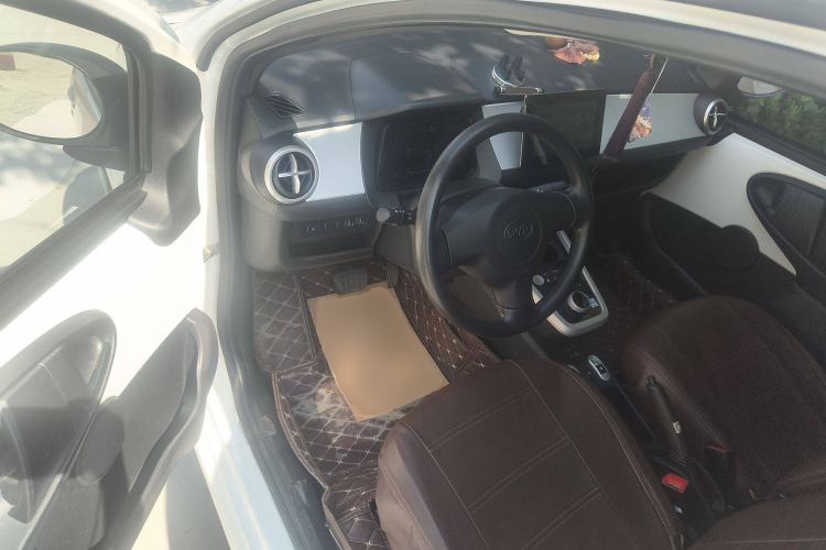 Used BYD e1 2020 Smart Comfort Version Interior 3
