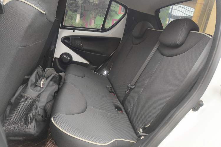 Used BYD e1 2020 Smart Comfort Version Interior 4