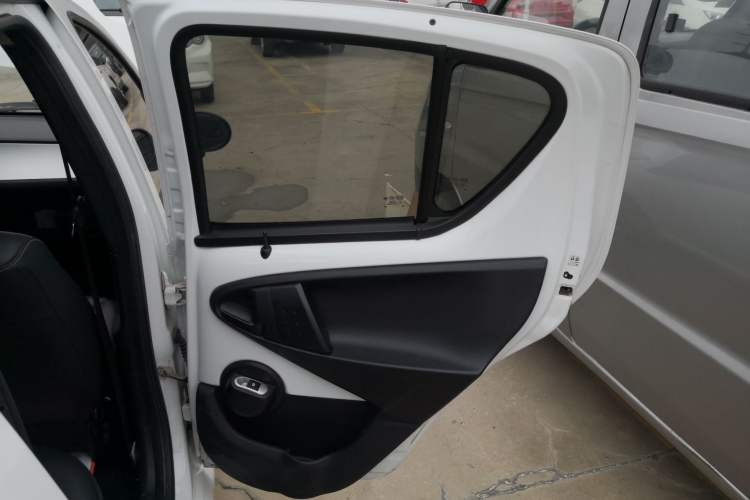 Used BYD e1 2020 Smart Comfort Version Interior 6