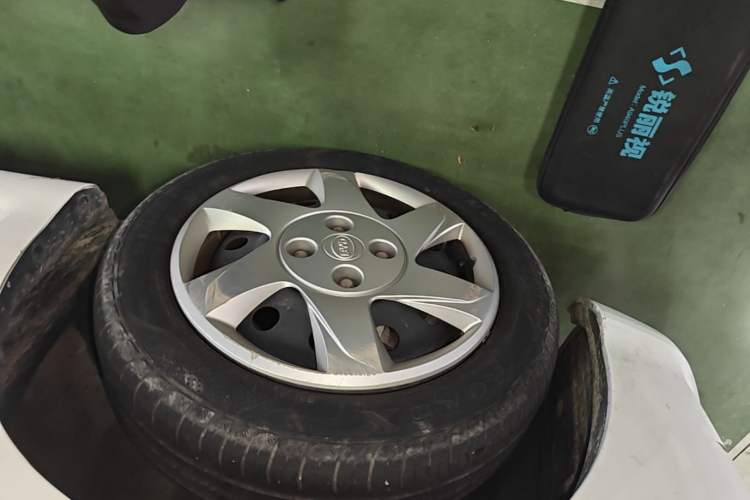 Used BYD e1 2020 Smart Comfort Version Left Front Wheel Hub