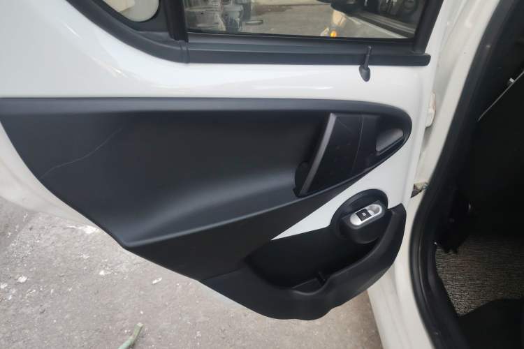 Used BYD e1 2020 Smart Comfort Version Left Rear Door Interior