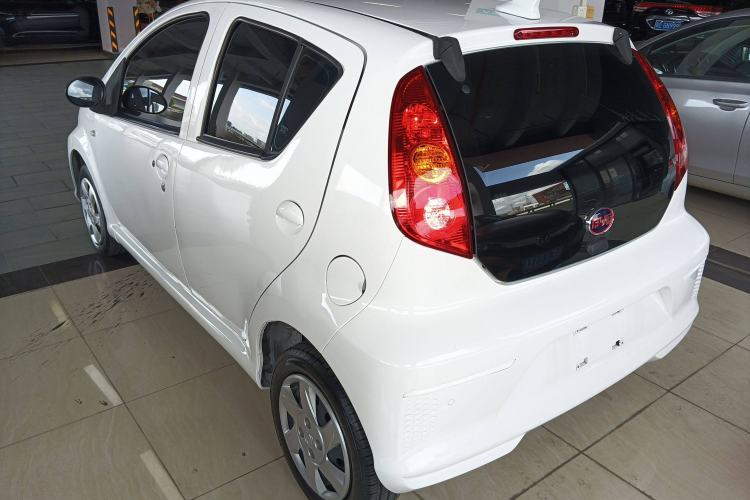 Used BYD e1 2020 Smart Comfort Version Left Side