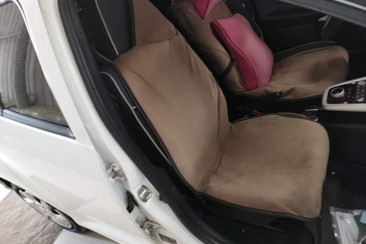 Used BYD e1 2020 Smart Comfort Version Right Front Seat