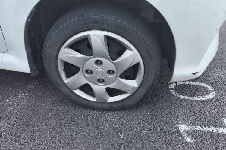 Used BYD e1 2020 Smart Comfort Version Right Front Wheel Hub