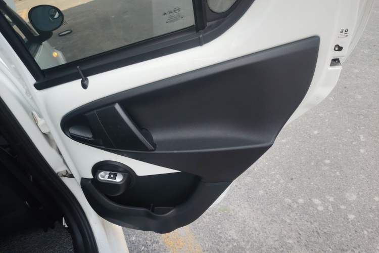 Used BYD e1 2020 Smart Comfort Version Right Rear Door Interior