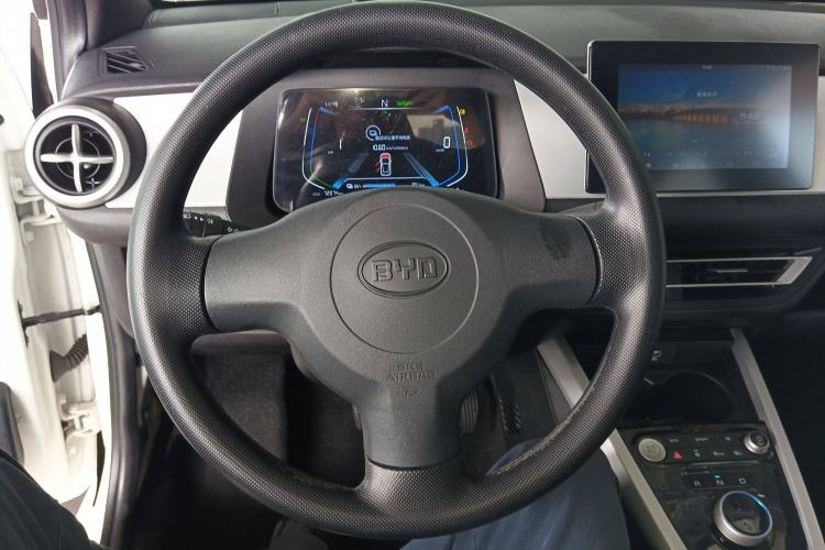 Used BYD e1 2020 Smart Comfort Version Steering Wheel