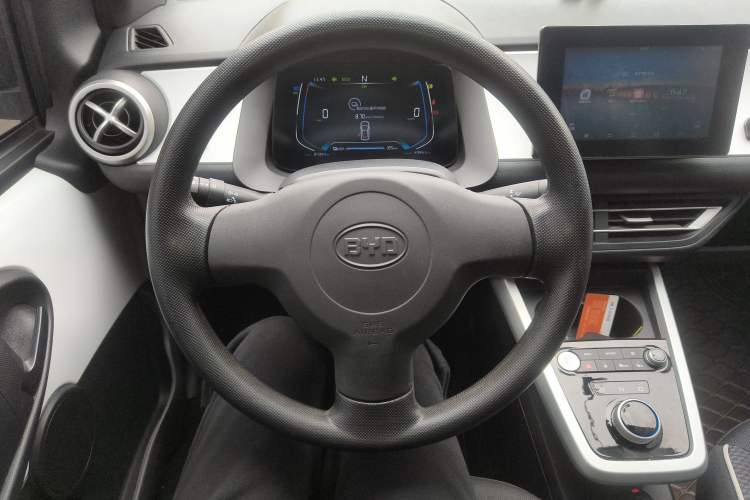 Used BYD e1 2020 Smart Comfort Version Steering Wheel